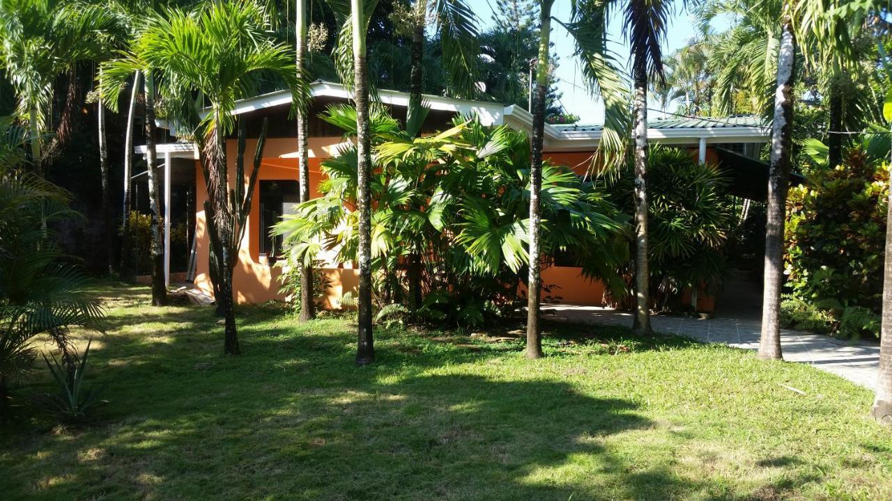 Embassy House Bed & Breakfast Puerto Jiménez Exterior photo